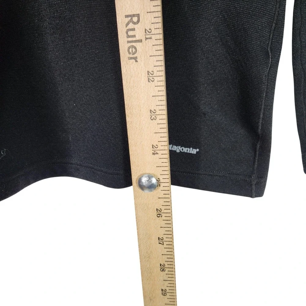 PATAGONIA Capilene 3 Midweight Shirt Mens Medium Black ock Neck Base Layer